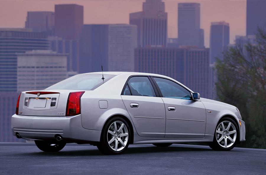  Cadillac CTS-V 2004 года  (фото 32 из 104)